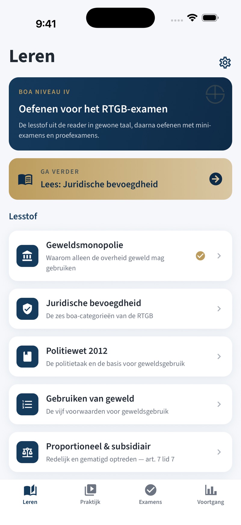 Het leerscherm met de hoofdstukken en een kaart Ga verder